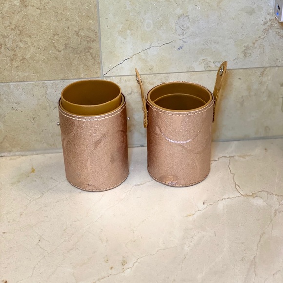 NWOT Beauty Brush Holder. Metallic Bronze.Can be used as 2 halves or one whole. - Picture 3 of 4